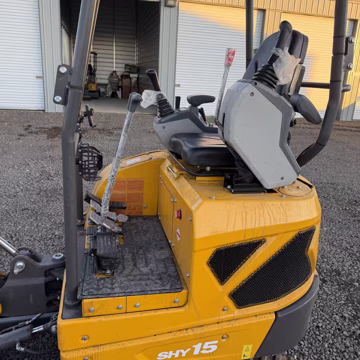 Huayee SHY15 Mini Excavator photo 16