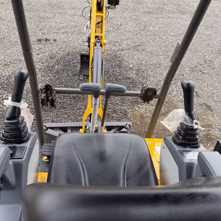 Huayee SHY15 Mini Excavator photo 7