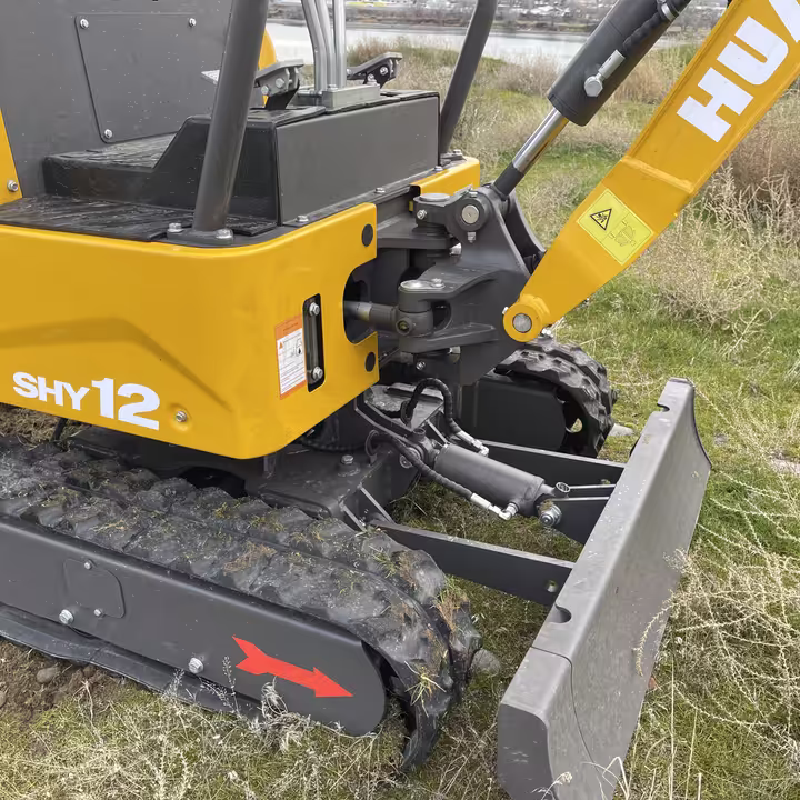 Huayee SHY12 Mini Excavator photo 17